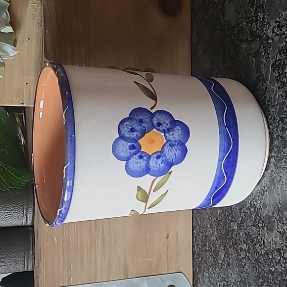 Made in Italy - Handpainted for Furio Home - Picture 1 of 12